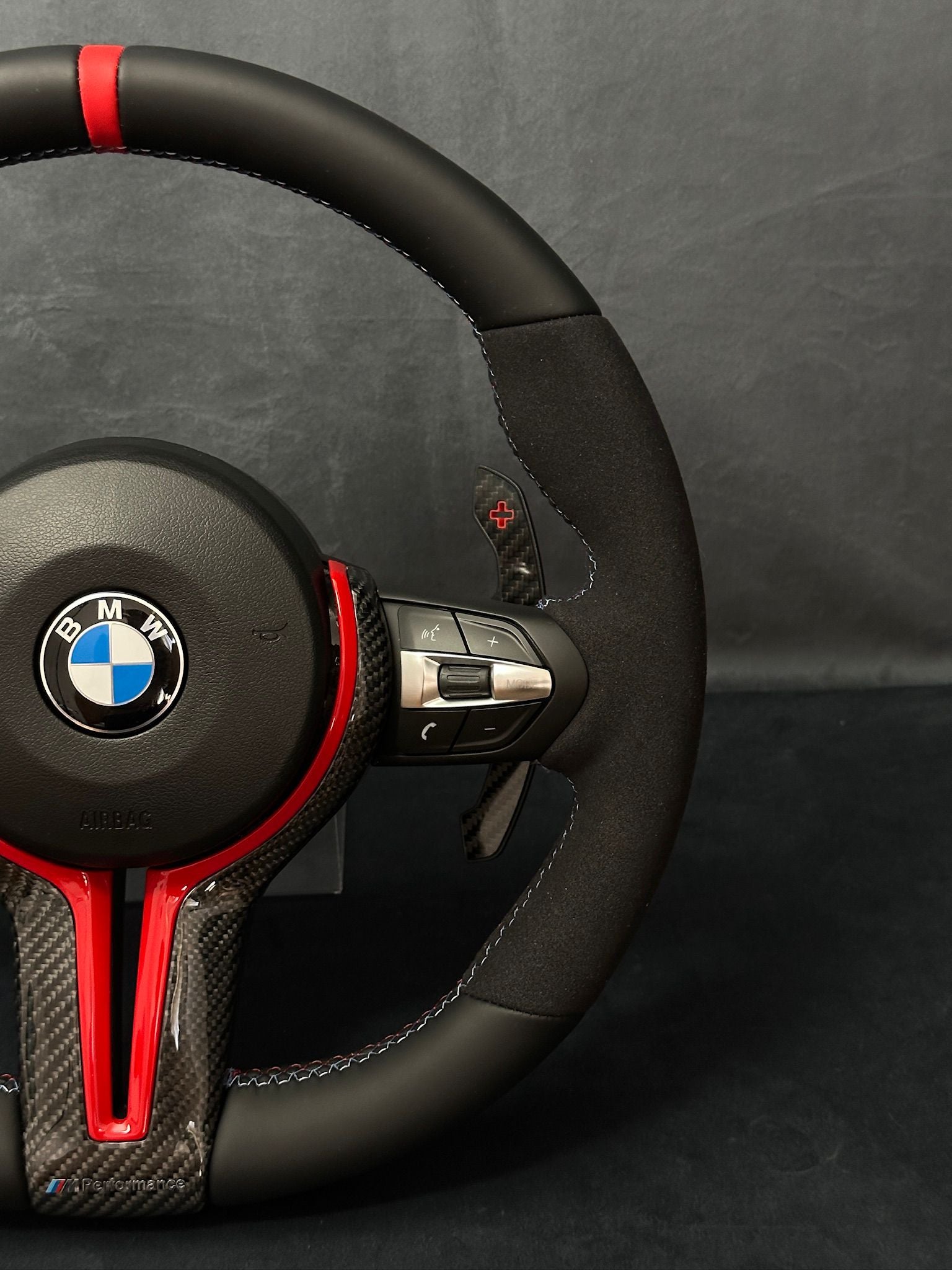 Volan BMW M Performance Carbon/Alcantara