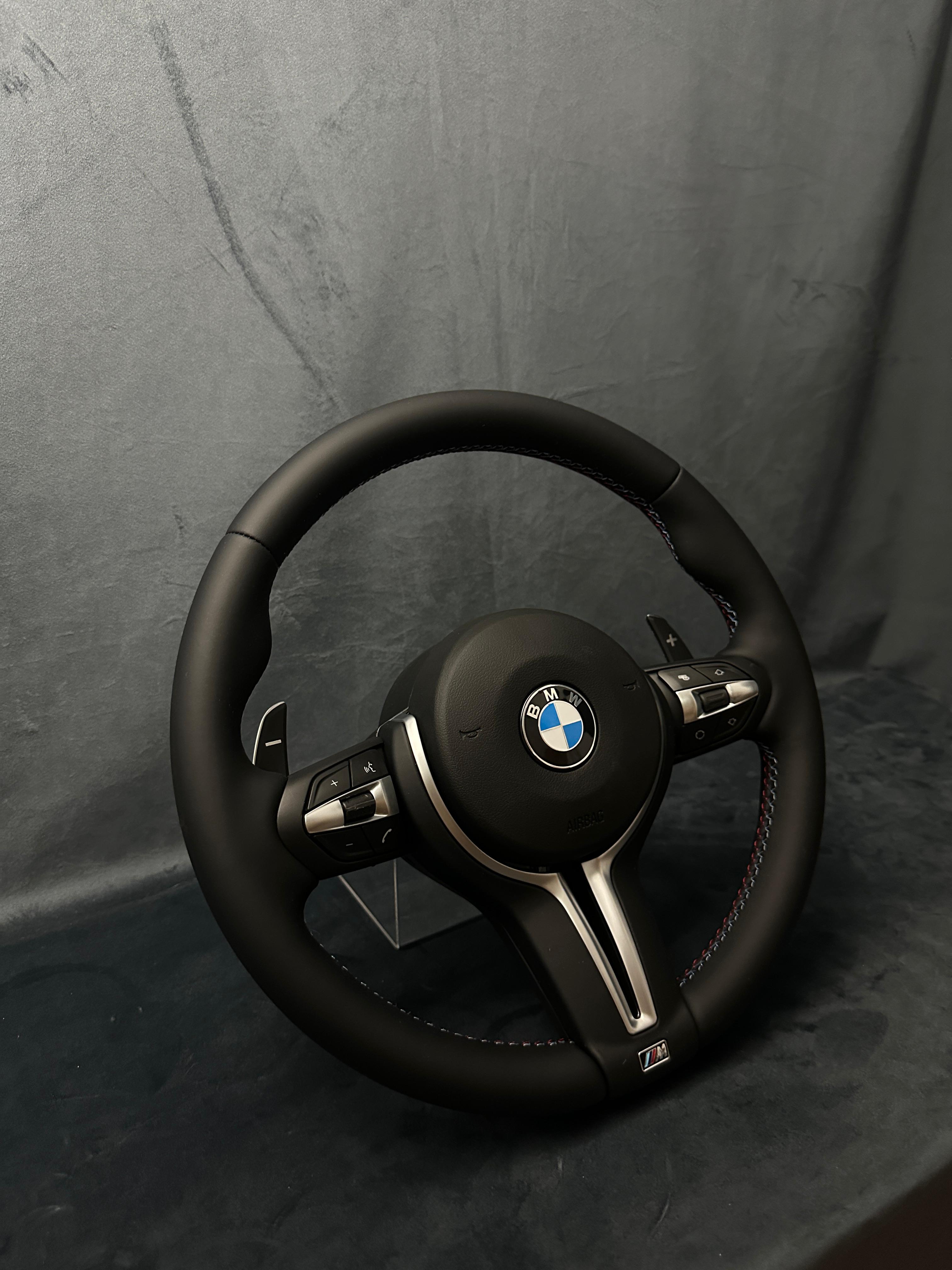 Volan BMW, Model M Performance