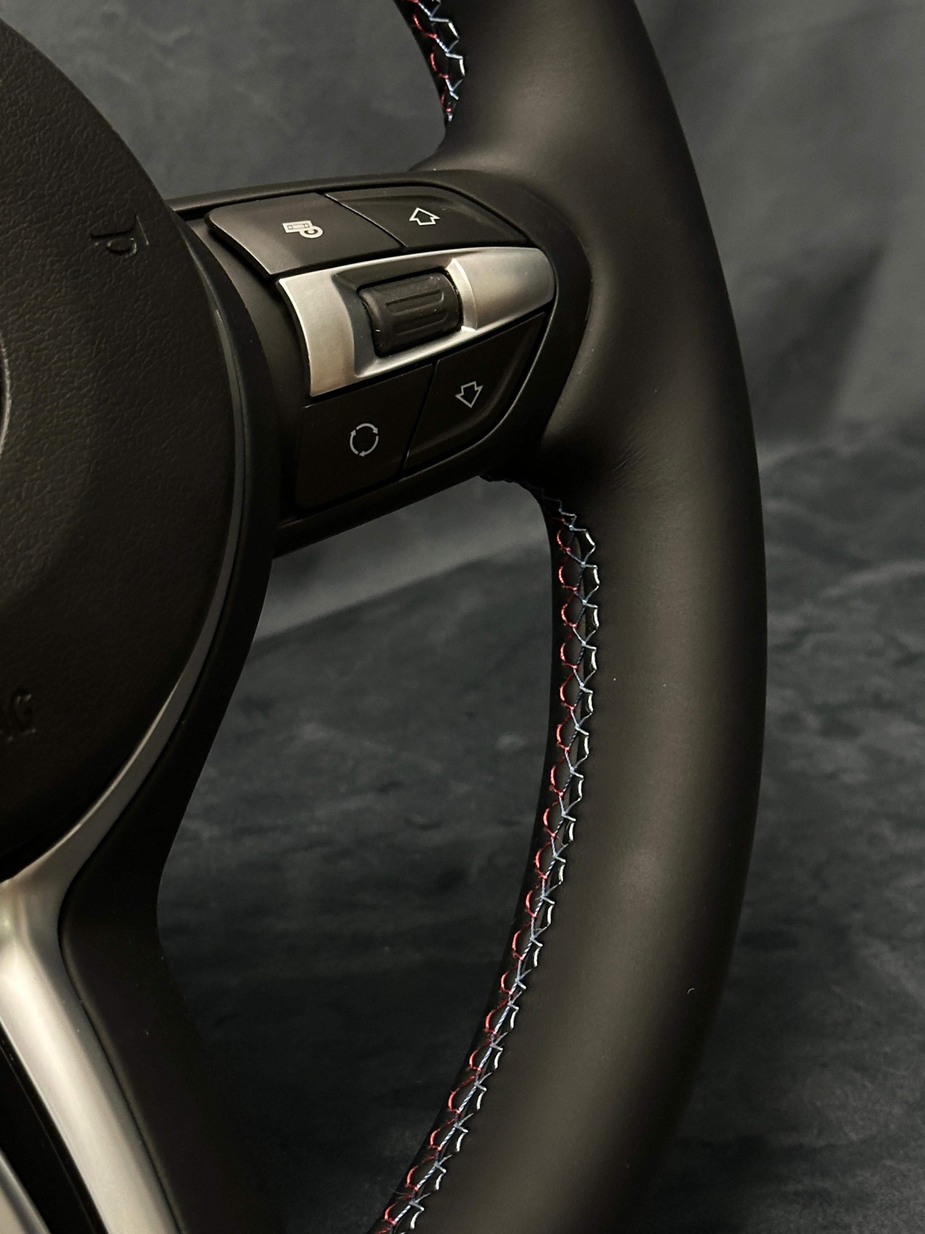 Volan BMW, Model M Performance